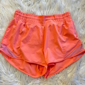 pink hotty hot shorts size 6, 2.5”